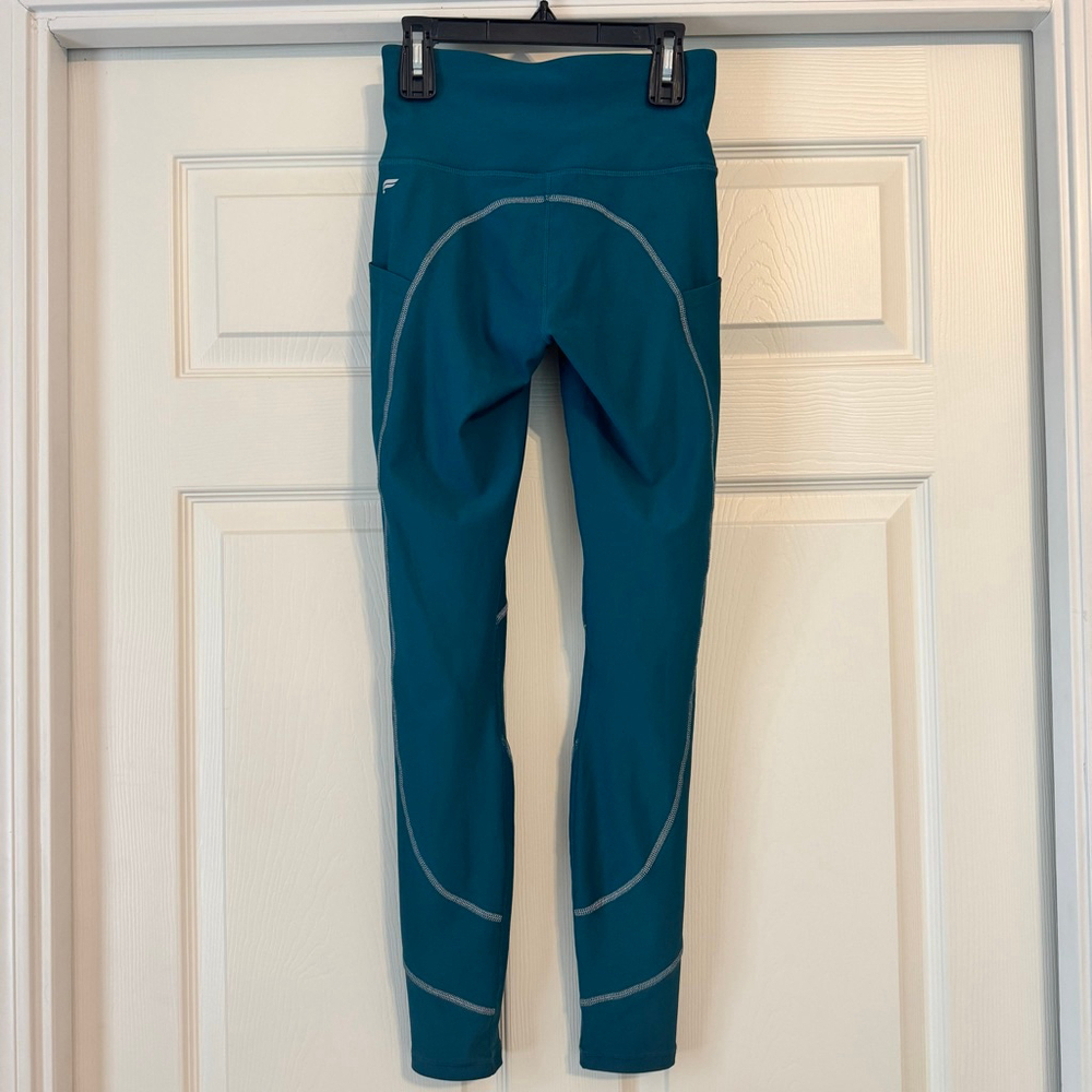 Fabletics Anywhere Motion 365+ XXS Teal Leggings - Picture 3 of 9